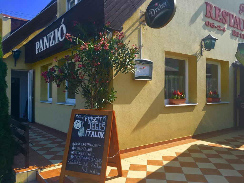 Romantik Etterem - Panzio Tatabánya Exterior foto